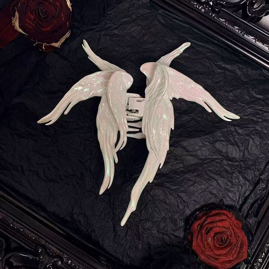 🖤 Edgy Chic! Rebel Angel Wings Hair Clip – Limited Stock! ⚡