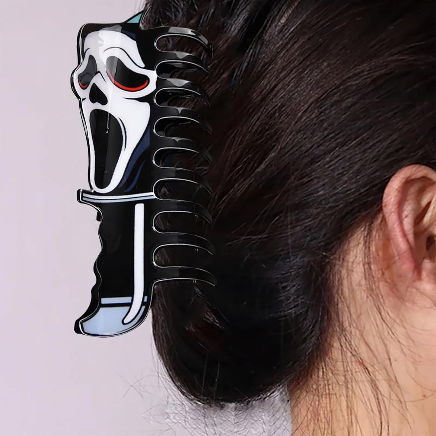 🧟‍♀️ Perfect for Halloween – Scream & Style with This Ghost Face Hair Clip! 🎉