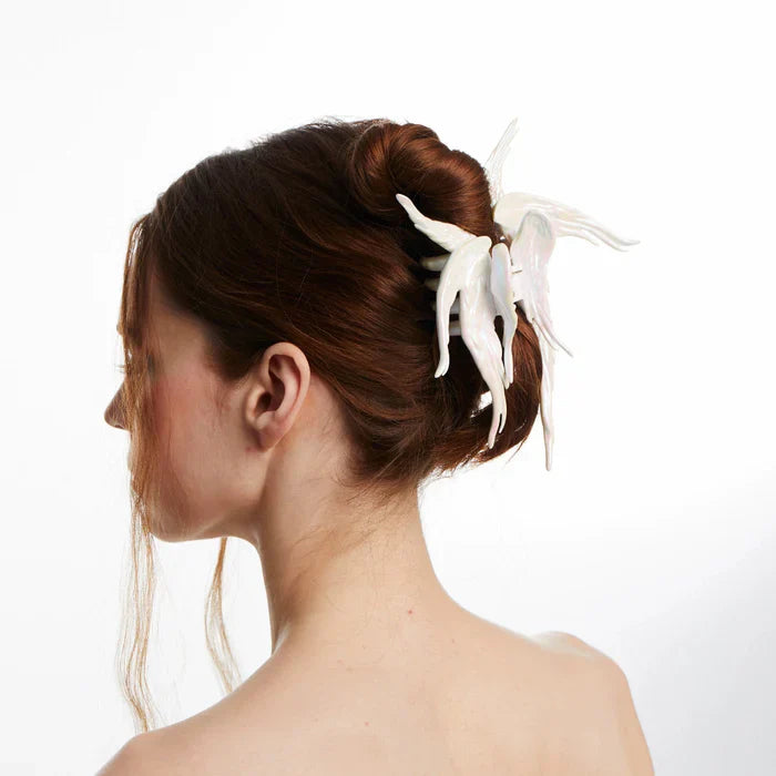 🖤 Edgy Chic! Rebel Angel Wings Hair Clip – Limited Stock! ⚡